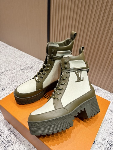 Women Louis Vuitton Shoes-542